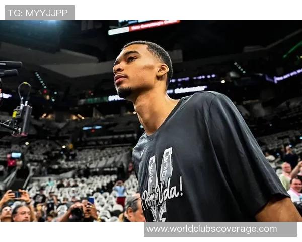 文班亚马法国队首秀狂砍27分震撼意大利引发NBA球探热议